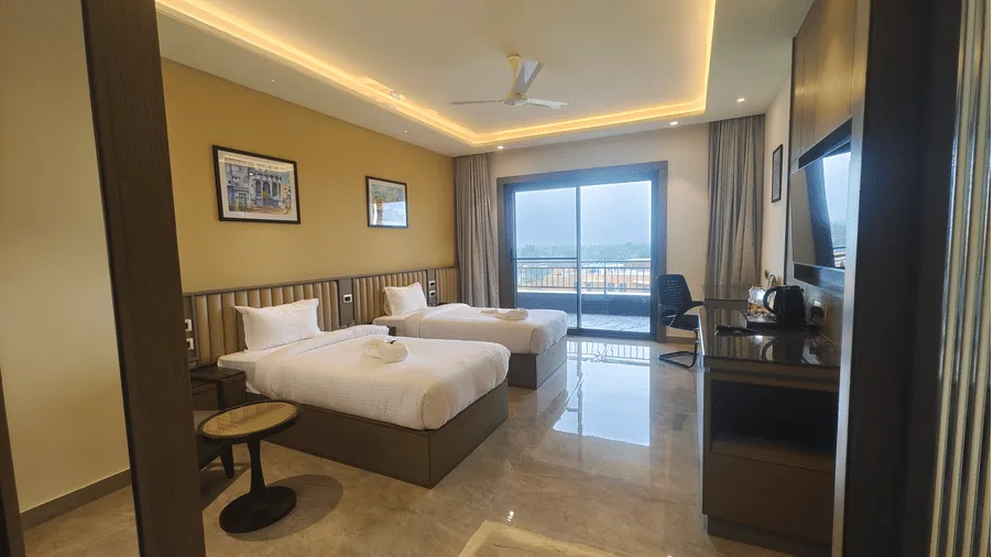 Premium Twin Room With Balcony